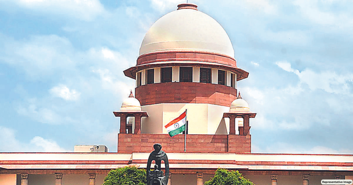 SC agrees to hear Delhi govt's plea against Centre's ordinance on July 10